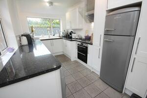 Picture #1 of Property #1005167541 in Chigwell Road, Bournemouth BH8 9HW
