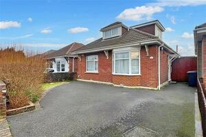 Picture #0 of Property #1045002441 in Wallisdown BH10 4DW