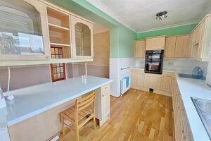 Picture #5 of Property #1045002441 in Wallisdown BH10 4DW