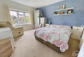 Picture #10 of Property #1055387541 in Marchwood Road, Bournemouth BH10 5LA