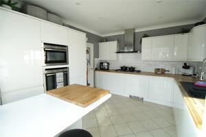 Picture #16 of Property #1069700541 in Craigmoor Close, Bournemouth BH8 9LU