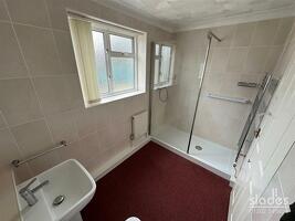Picture #7 of Property #1086457341 in Mill Road South, Bournemouth BH8 0DR