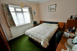 Picture #10 of Property #1141202541 in Palfrey Road, Bournemouth BH10 6DN