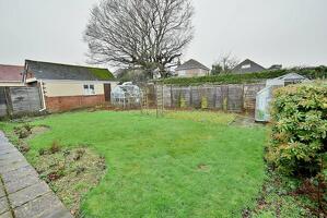 Picture #13 of Property #1141202541 in Palfrey Road, Bournemouth BH10 6DN
