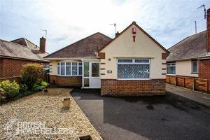 Picture #1 of Property #1154461641 in Castle Lane West, Bournemouth BH8 9UG