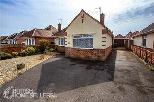 Picture #17 of Property #1154461641 in Castle Lane West, Bournemouth BH8 9UG