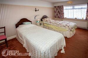 Picture #8 of Property #1154461641 in Castle Lane West, Bournemouth BH8 9UG