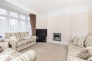 Picture #3 of Property #1161218541 in Holmfield Avenue, Bournemouth BH7 6SF