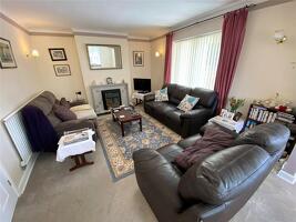 Picture #5 of Property #1165907541 in Vernalls Close, Northbourne, Bournemouth BH10 7HA