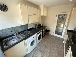 Picture #8 of Property #1165907541 in Vernalls Close, Northbourne, Bournemouth BH10 7HA