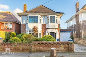Picture #21 of Property #1177355241 in Leeson Road, Bournemouth BH7 7AZ