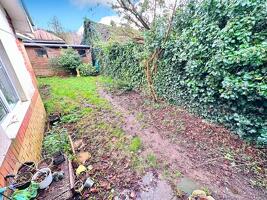 Picture #7 of Property #1198811541 in 31A Alton Road, Bournemouth BH10 4AB