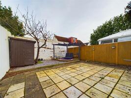 Picture #14 of Property #1205912541 in Rear Of 104 Richmond Park Road, Bournemouth BH8 8QR