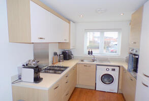 Picture #1 of Property #1246794441 in Diamond Place, Bournemouth BH8 0FA