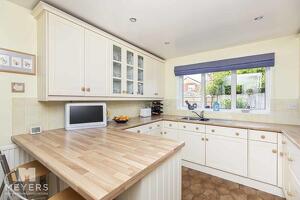 Picture #7 of Property #1266119241 in Springbank Road, Littledown, Bournemouth BH7 7EL