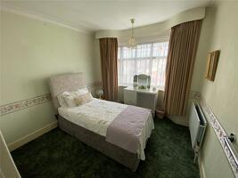 Picture #9 of Property #1280825541 in Glamis Avenue, Northbourne, Bournemouth BH10 6DW