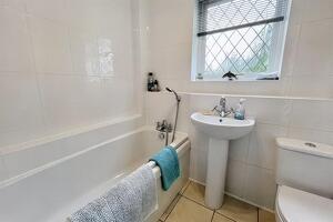Picture #16 of Property #1311121731 in Castledean BH7 7JT