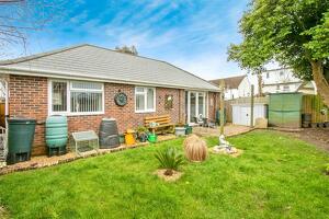 Picture #9 of Property #1328537541 in Hadow Road, Bournemouth BH10 5HT