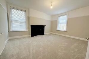 Picture #3 of Property #1342132341 in Haviland Road East BH7 6HN