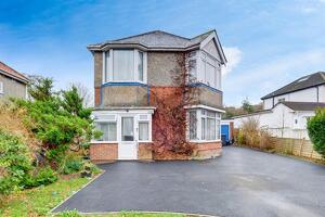 Picture #1 of Property #1403671341 in Charminster Road, Bournemouth BH8 9SJ