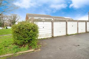 Picture #1 of Property #1485407541 in Throop Road, BOURNEMOUTH BH8 0BY