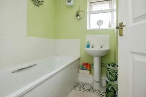 Picture #7 of Property #1485407541 in Throop Road, BOURNEMOUTH BH8 0BY