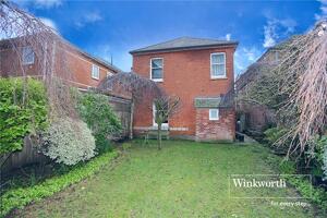 Picture #21 of Property #1491968031 in Leaphill Road, Bournemouth BH7 6LU