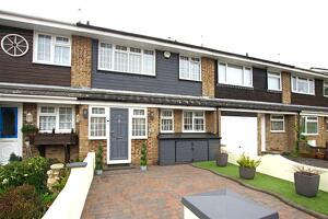 Picture #0 of Property #1562812641 in Calmore Close, Bournemouth BH8 0NN