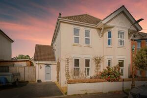 Picture #29 of Property #1572437541 in Wickham Road, Pokesdown, Bournemouth BH7 6JX