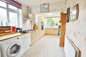 Picture #6 of Property #1576625931 in Charminster Road, Bournemouth BH8 9SJ