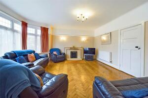 Picture #6 of Property #1587944541 in St. Albans Avenue, Queens Park, Bournemouth BH8 9EG