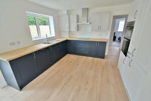 Picture #1 of Property #1598886441 in Cedar Avenue, Bournemouth BH10 7EF
