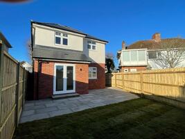 Picture #3 of Property #1615051341 in BH10 LEYBOURNE AVENUE, Hillview School Catchment BH10 6HF