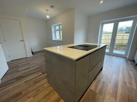 Picture #4 of Property #1615051341 in BH10 LEYBOURNE AVENUE, Hillview School Catchment BH10 6HF