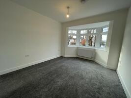 Picture #8 of Property #1615051341 in BH10 LEYBOURNE AVENUE, Hillview School Catchment BH10 6HF