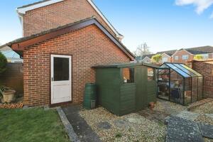 Picture #14 of Property #1616310441 in Hartsbourne Drive, LITTLEDOWN, Bournemouth BH7 7JB