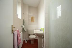 Picture #7 of Property #1616310441 in Hartsbourne Drive, LITTLEDOWN, Bournemouth BH7 7JB