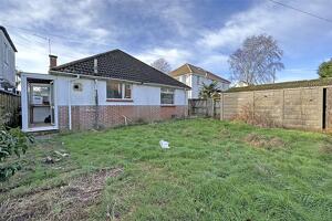 Picture #1 of Property #1628179341 in Castle Lane West, Bournemouth BH8 9TQ