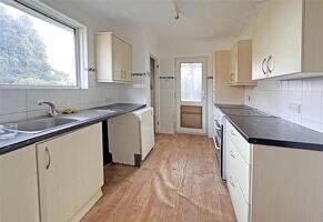 Picture #5 of Property #1628179341 in Castle Lane West, Bournemouth BH8 9TQ
