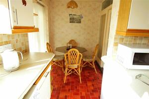 Picture #9 of Property #1649042541 in Western Avenue, Bournemouth BH10 6HQ