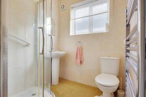 Picture #8 of Property #1659940341 in Kingsbere Avenue, Bournemouth BH10 4DL