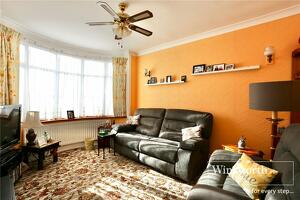Picture #7 of Property #1673514141 in Leaphill Road, Bournemouth BH7 6LU