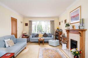 Picture #6 of Property #1691195541 in Holdenhurst Avenue, Bournemouth BH7 6RF