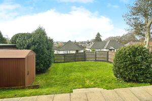 Picture #11 of Property #1699364541 in Hill View Road, BOURNEMOUTH BH10 5BL
