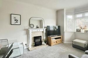 Picture #5 of Property #1699364541 in Hill View Road, BOURNEMOUTH BH10 5BL