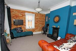 Picture #3 of Property #1712557341 in Beswick Avenue, Bournemouth BH10 4EY