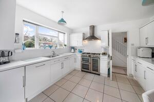 Picture #8 of Property #1722869541 in Parkway Drive, Queens Park, Bournemouth BH8 9JS
