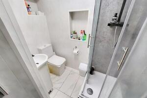 Picture #9 of Property #1744952541 in Charminster BH8 8PY