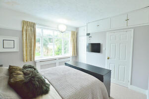 Picture #11 of Property #1766332341 in Christchurch Road, Bournemouth BH7 6BD