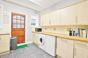 Picture #7 of Property #1766332341 in Christchurch Road, Bournemouth BH7 6BD